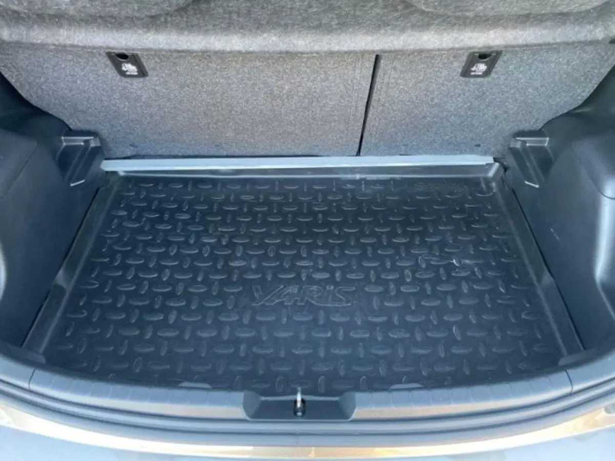 Toyota Yaris usata a Vercelli (5)