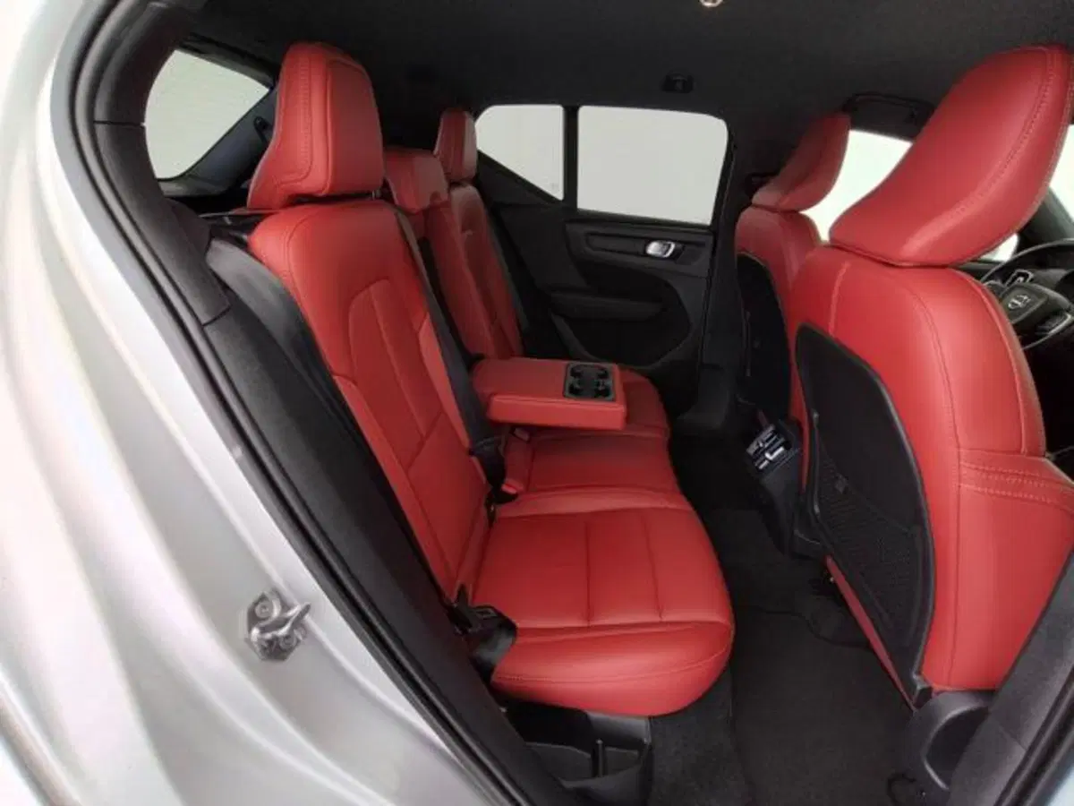 Volvo XC40 usata a Como (5)