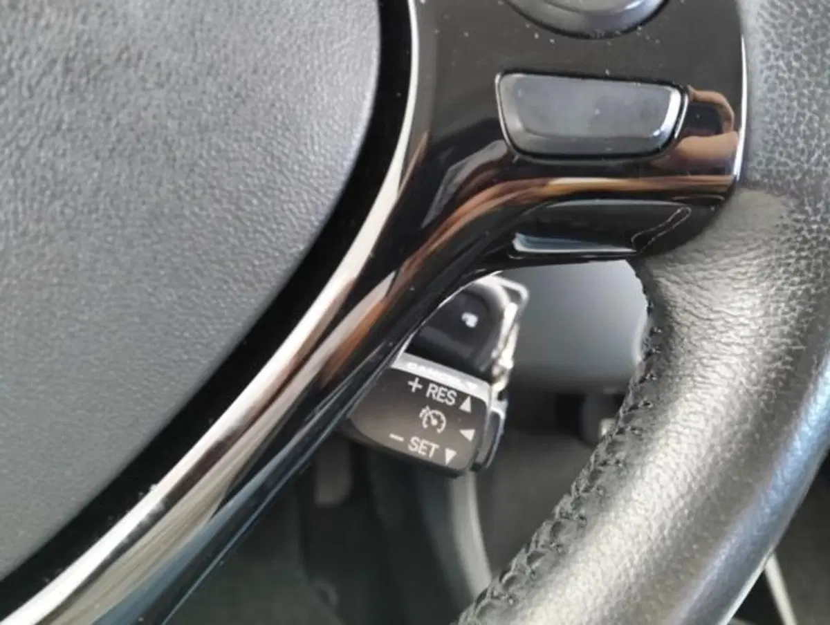 Toyota Aygo usata a Como (11)