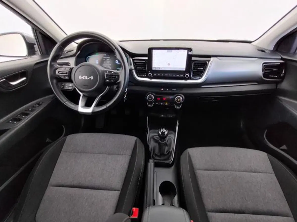 Kia Stonic usata a Como (4)
