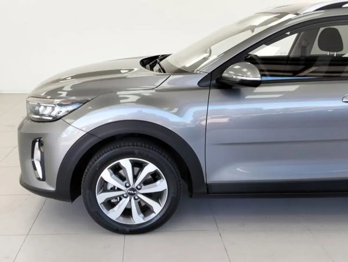 Kia Stonic usata a Como (9)