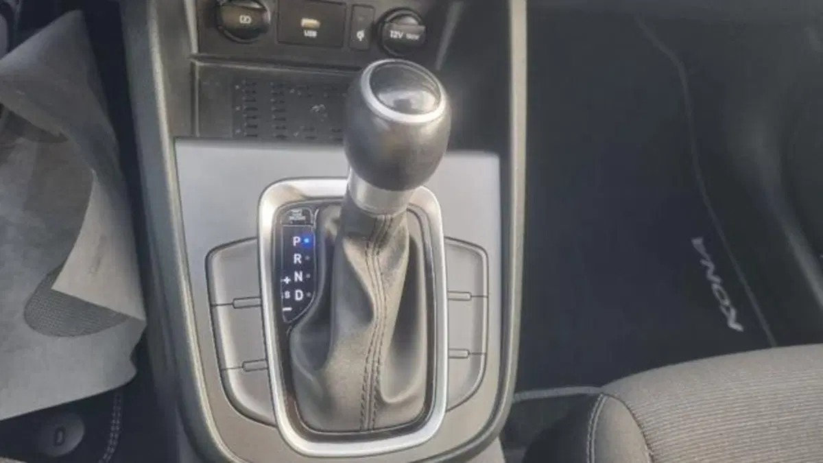 Hyundai Kona usata a Savona (7)