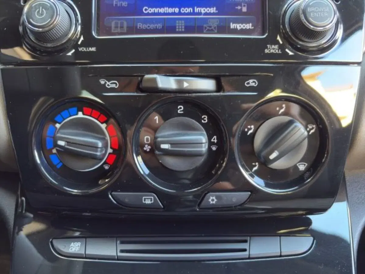 Lancia Ypsilon usata a Perugia (16)