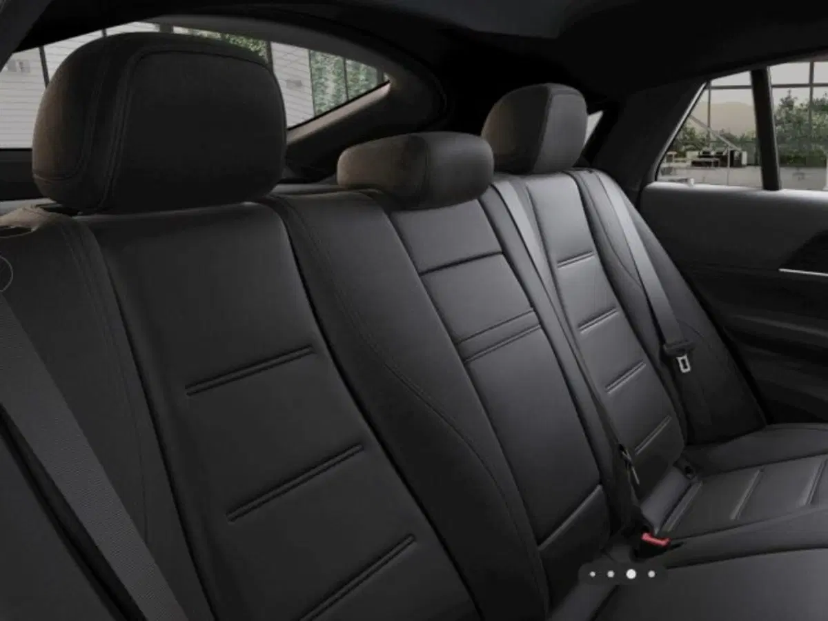 Mercedes-Benz GLE SUV nuova a Verona (7)