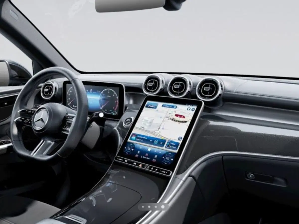 Mercedes-Benz GLC nuova a Verona (5)