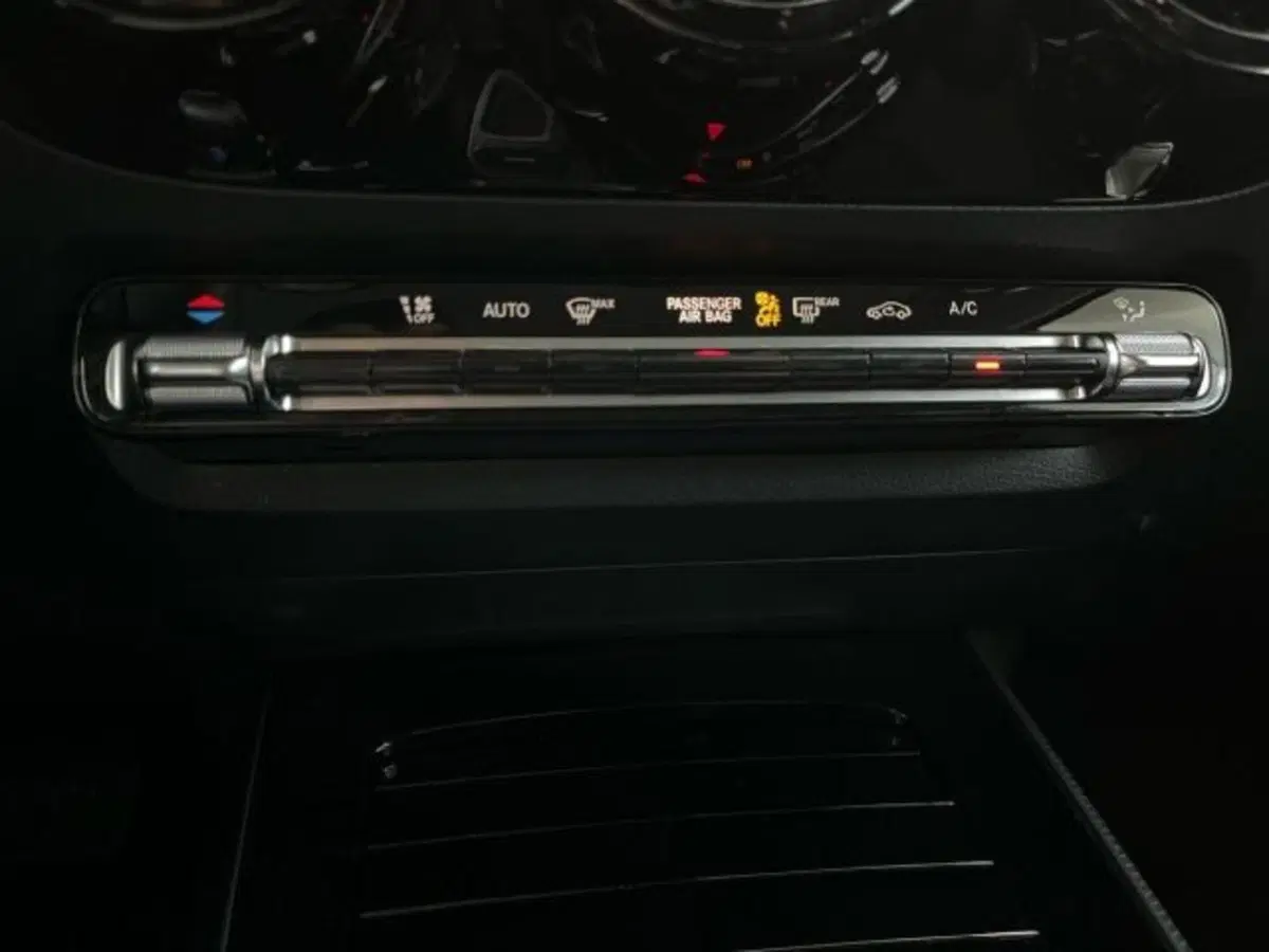 Mercedes-Benz GLA SUV usata a Verona (14)