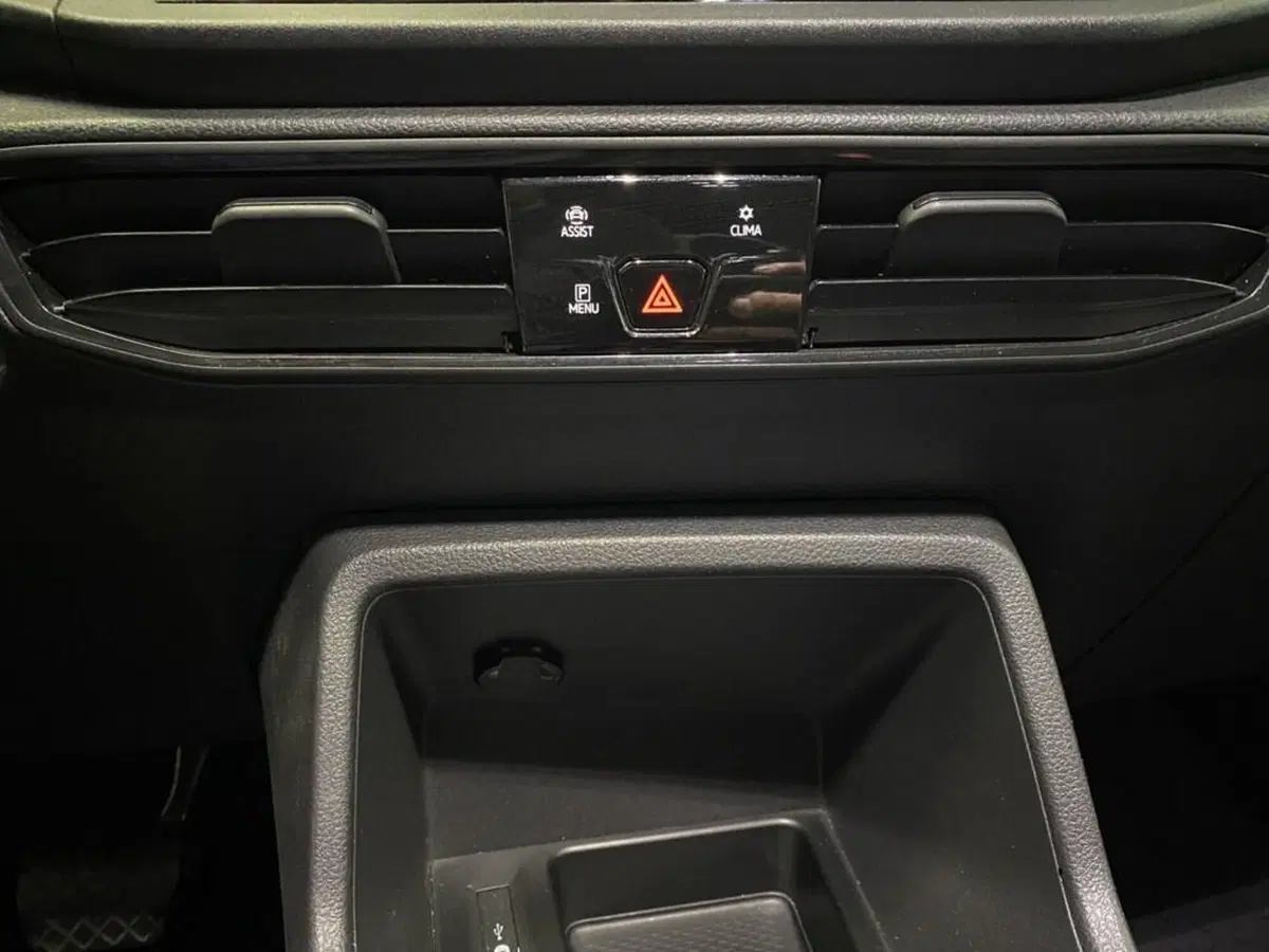 Volkswagen Veicoli Commerciali Caddy usata a Torino (11)
