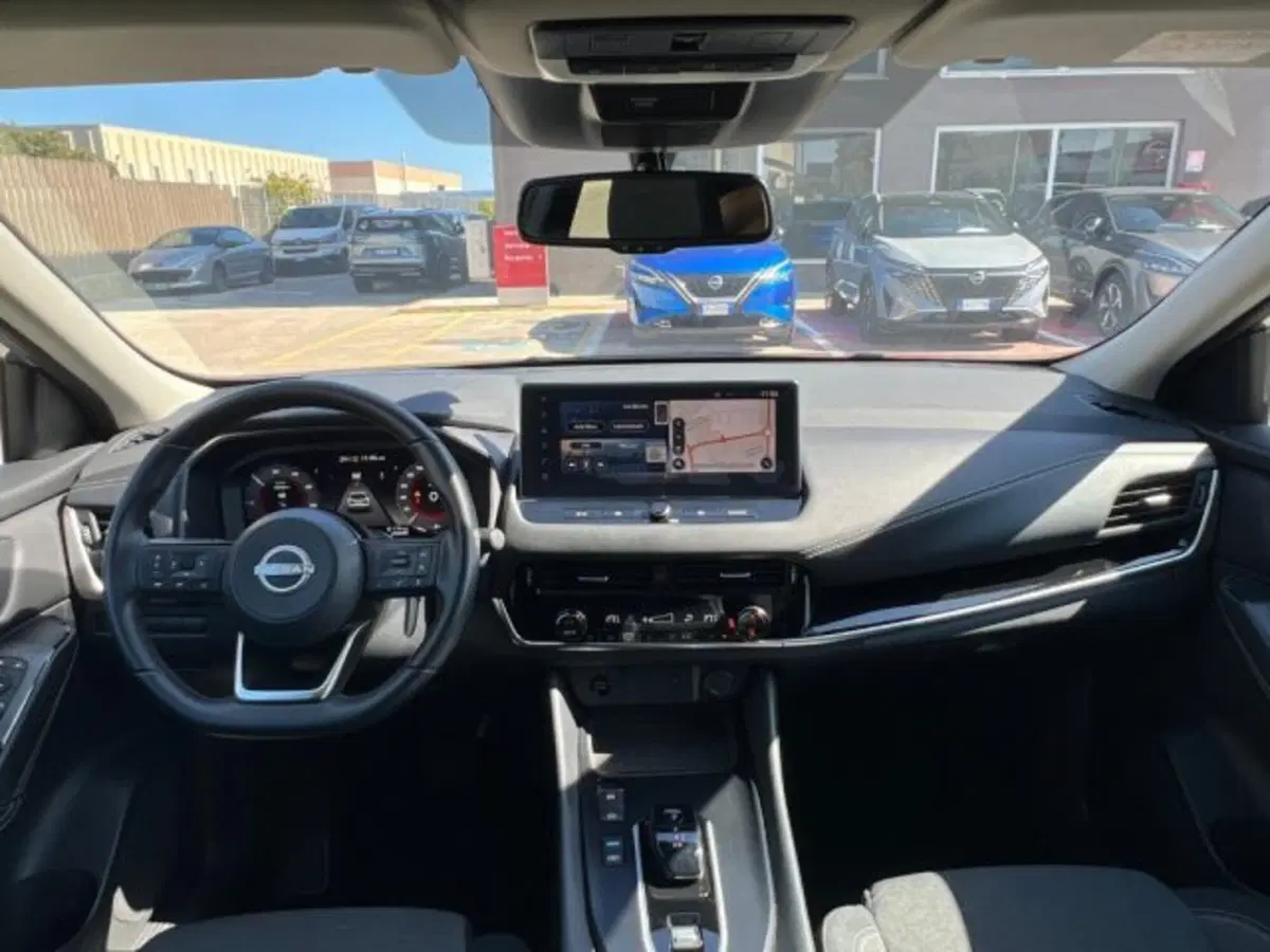 Nissan Qashqai usata a Taranto (9)
