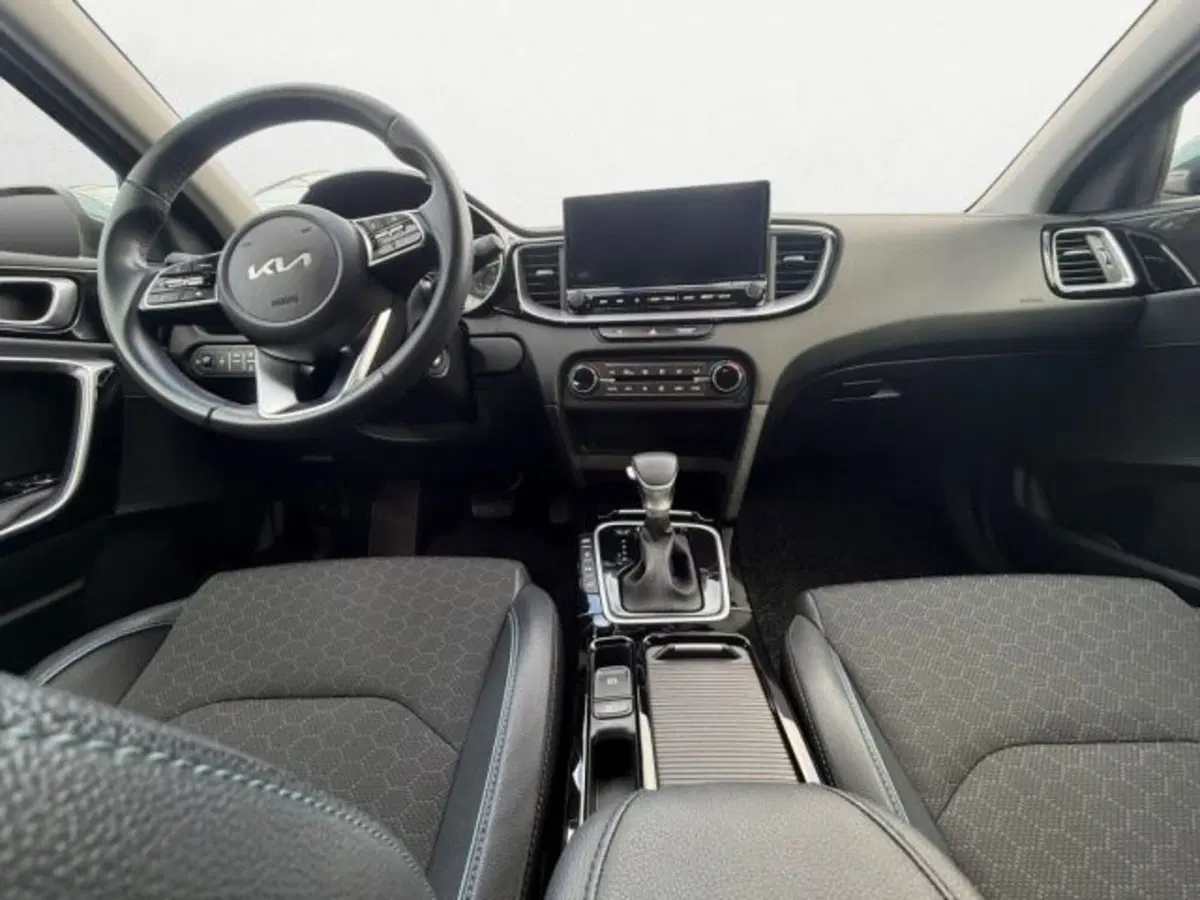 Kia XCeed usata a Udine (10)