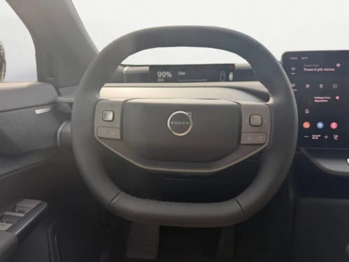 Volvo EX60 nuova a Udine (11)