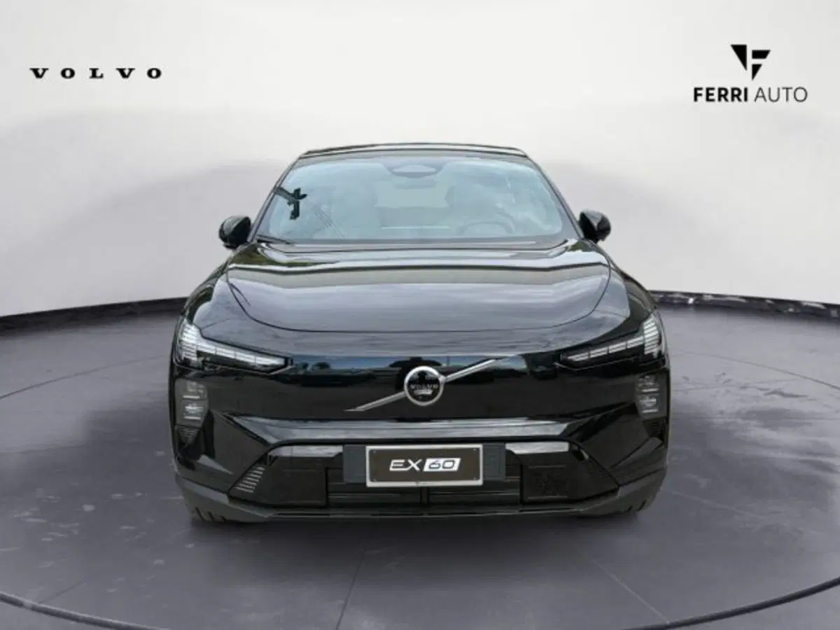 Volvo EX60 nuova a Udine (3)