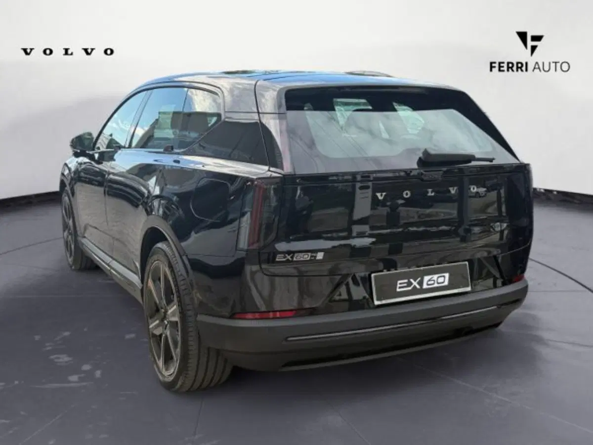 Volvo EX60 nuova a Udine (7)