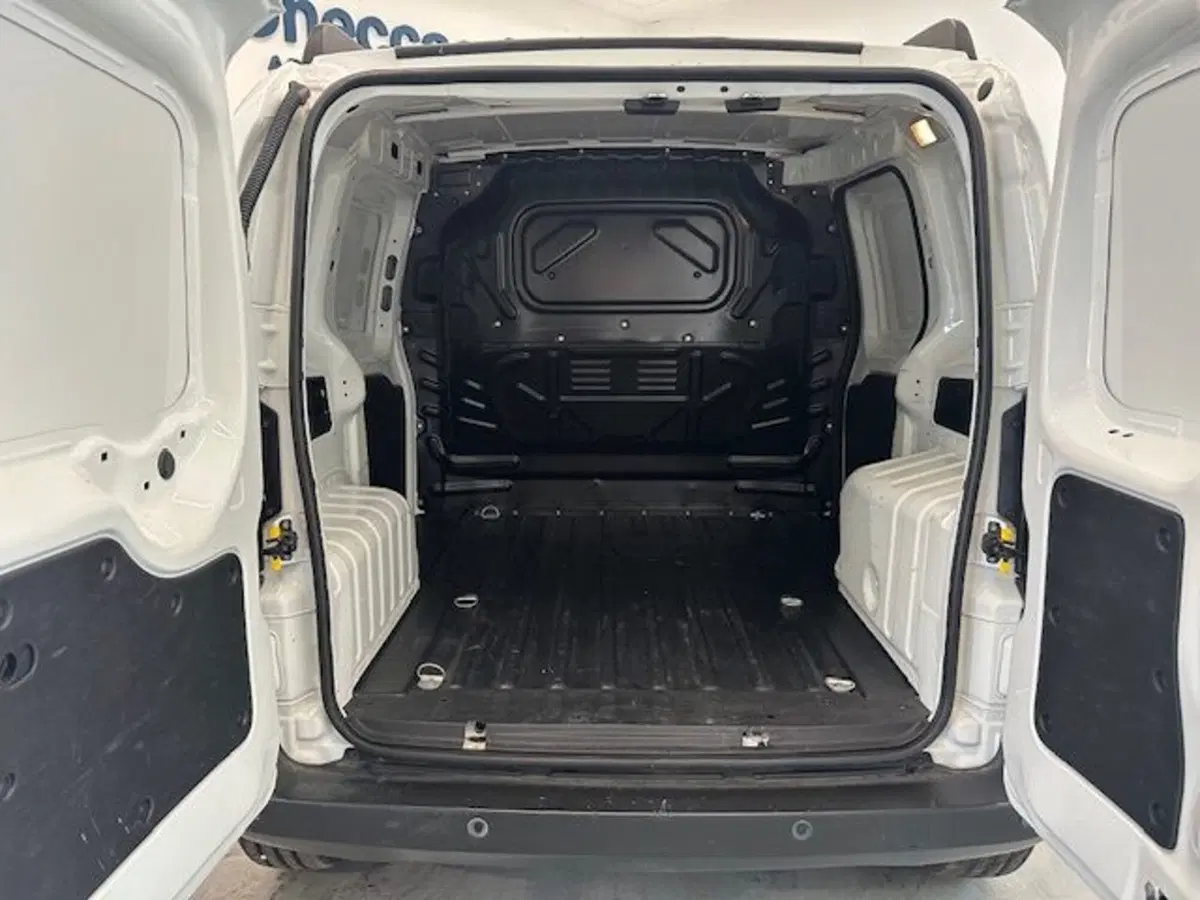 Fiat Fiorino usata a Prato (6)