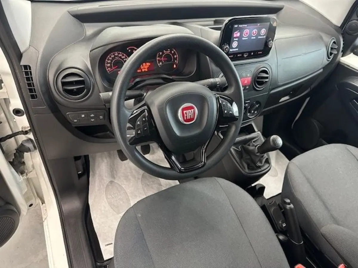 Fiat Fiorino usata a Prato (8)
