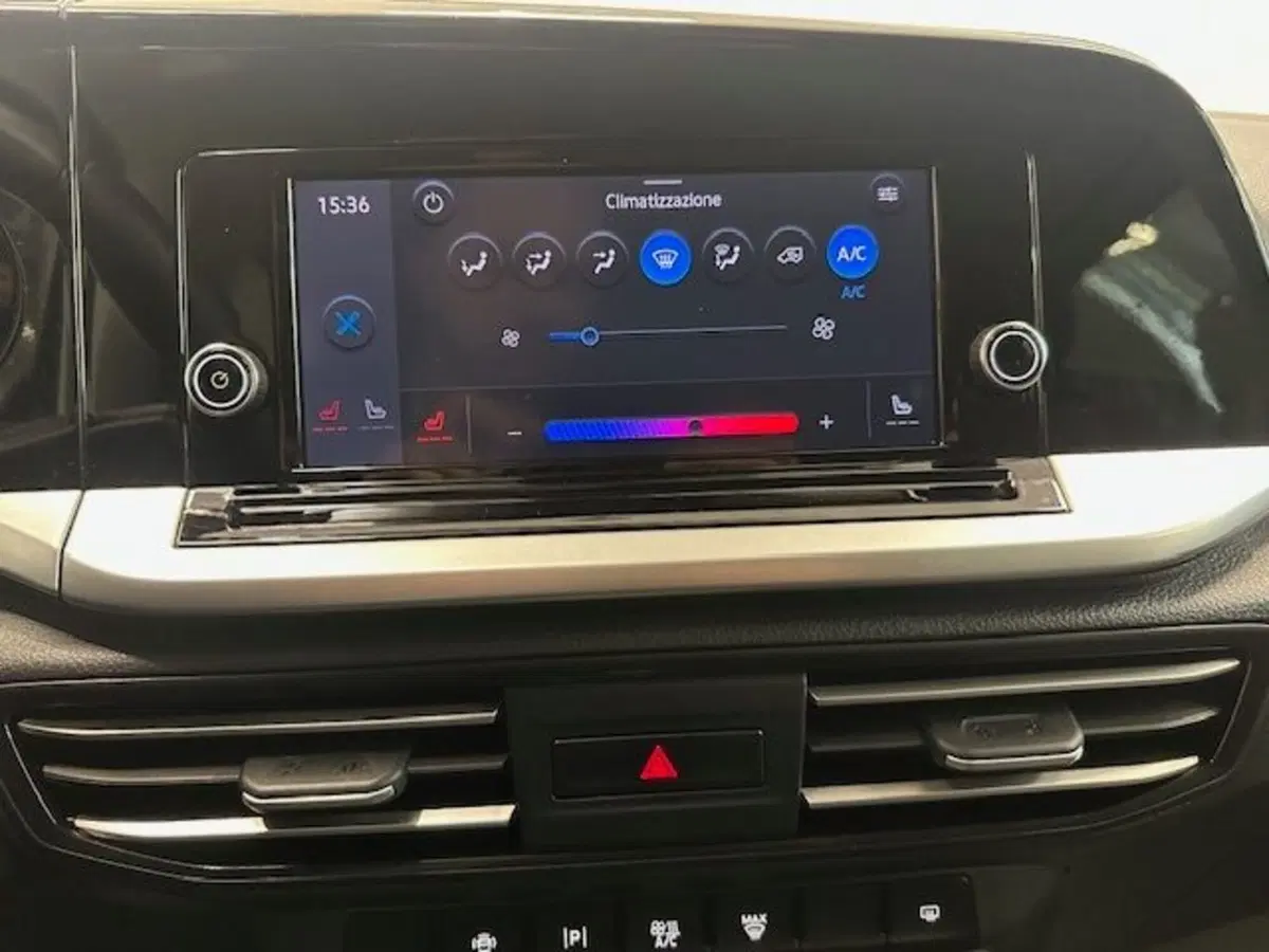 Ford Tourneo Connect usata a Prato (13)