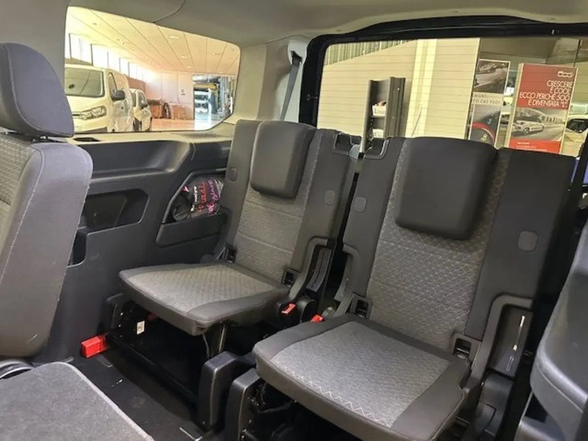 Ford Tourneo Connect usata a Prato (20)