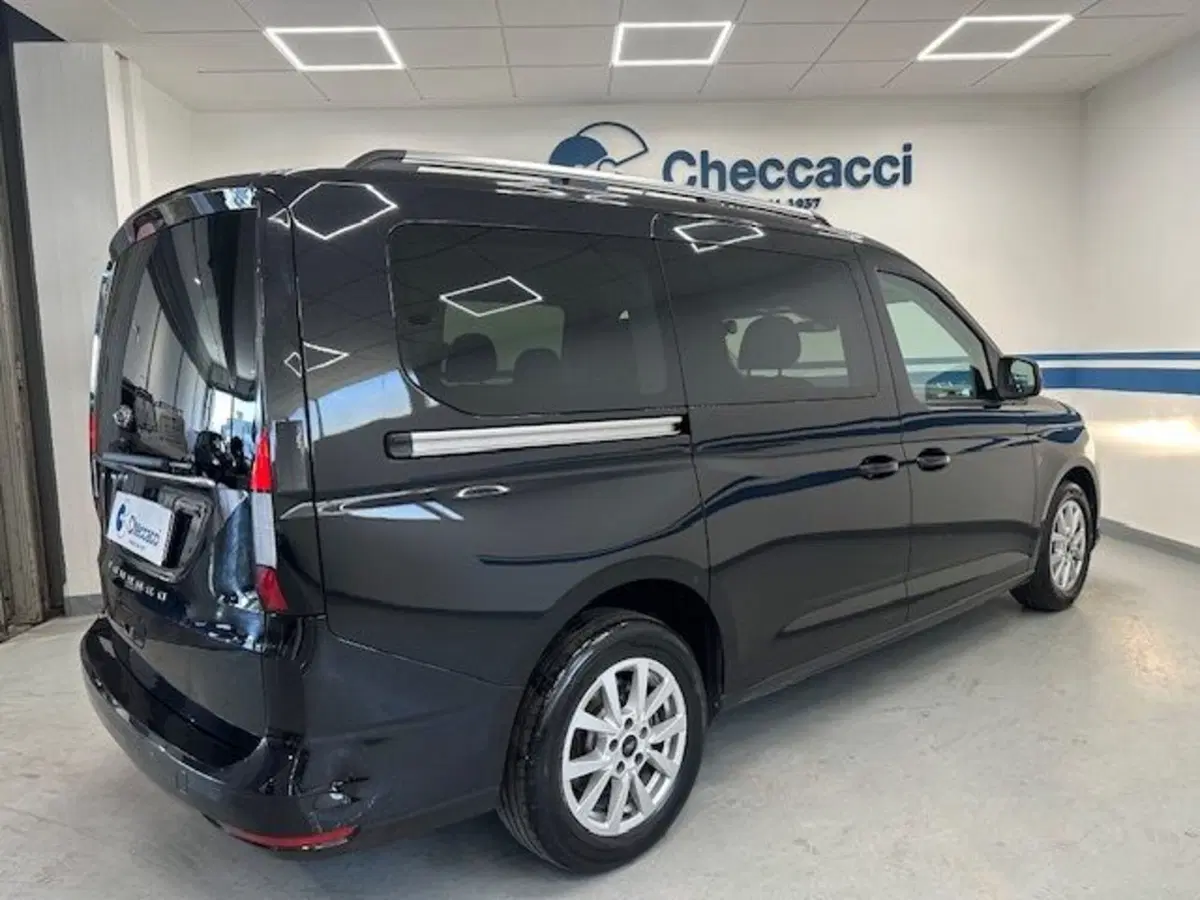 Ford Tourneo Connect usata a Prato (9)