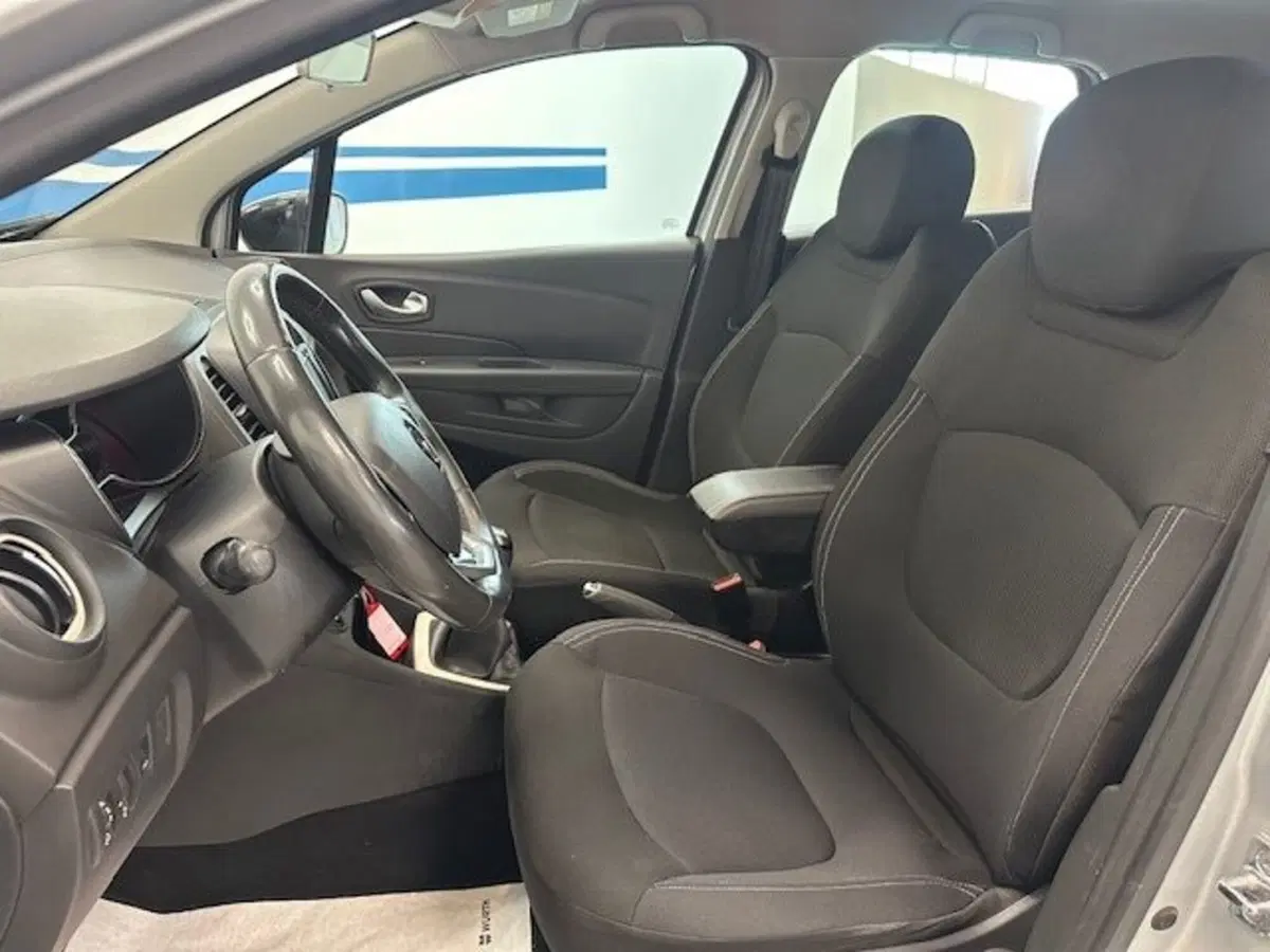 Renault Captur usata a Prato (8)