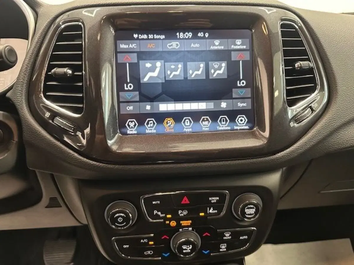 Jeep Compass usata a Prato (15)
