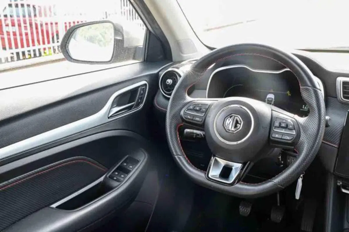 Mg ZS usata a Torino (12)