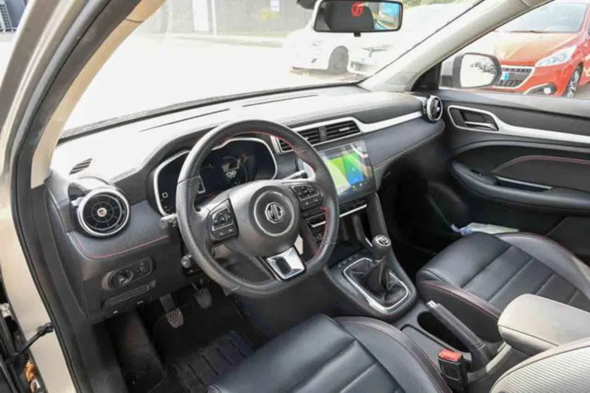 Mg ZS usata a Torino (8)