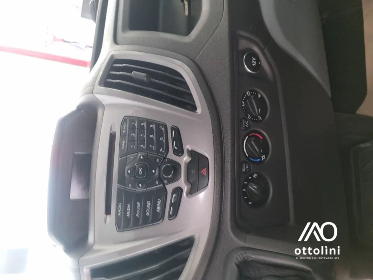 Ford Transit usata a Cagliari (11)