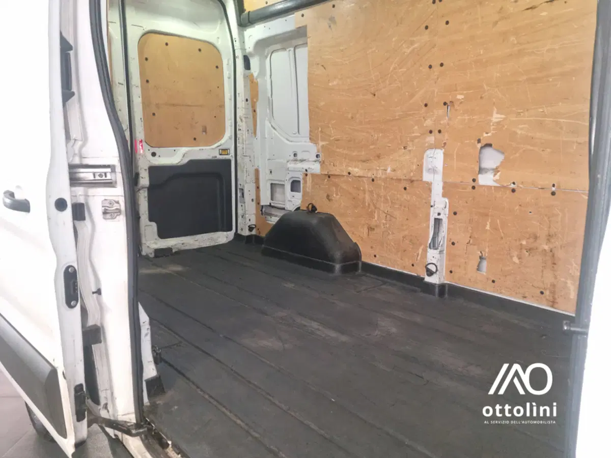 Ford Transit usata a Cagliari (6)