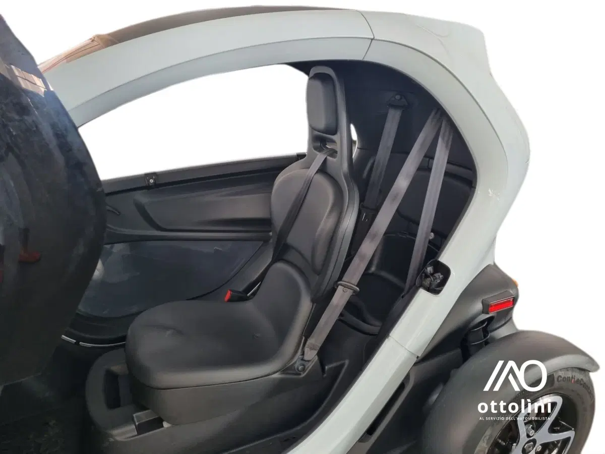 Renault Twizy usata a Cagliari (6)