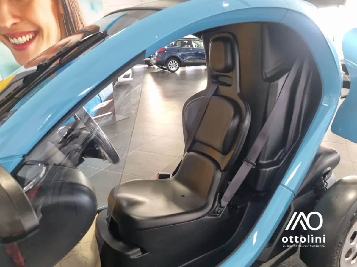 Renault Twizy usata a Cagliari (10)