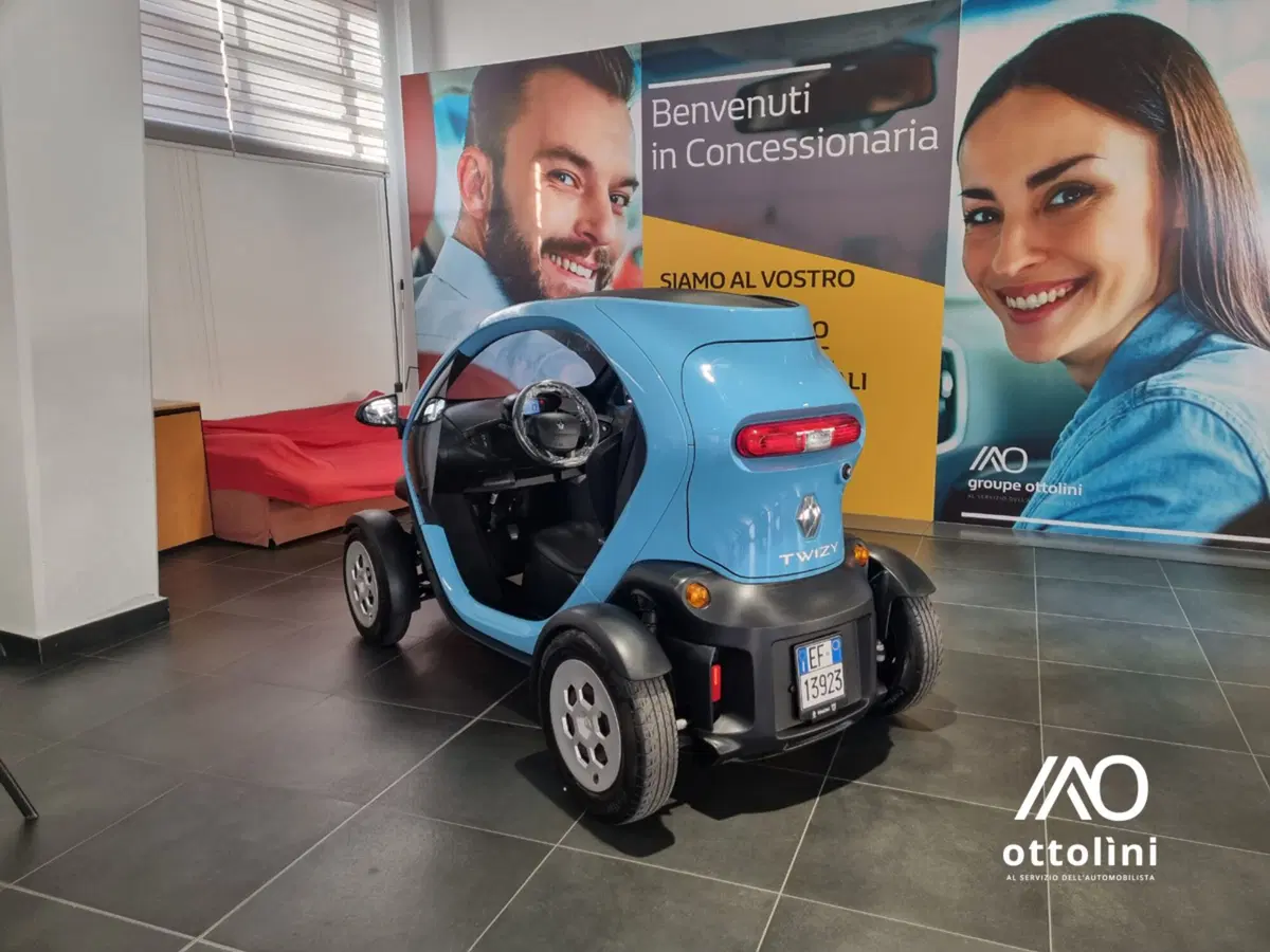 Renault Twizy usata a Cagliari (4)
