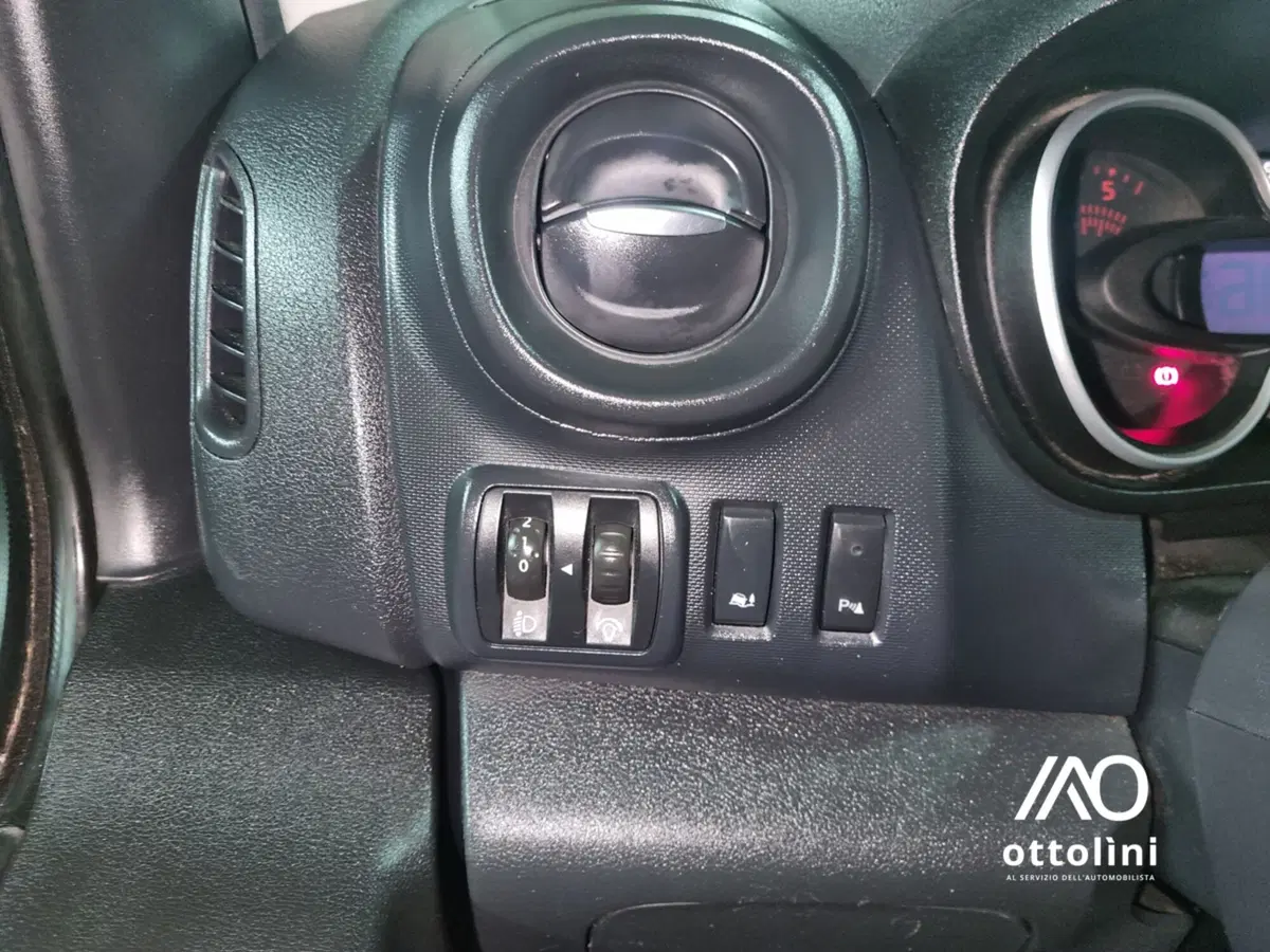 Renault Trafic Furgone usata a Cagliari (14)