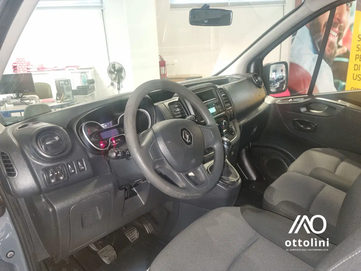 Renault Trafic Furgone usata a Cagliari (6)