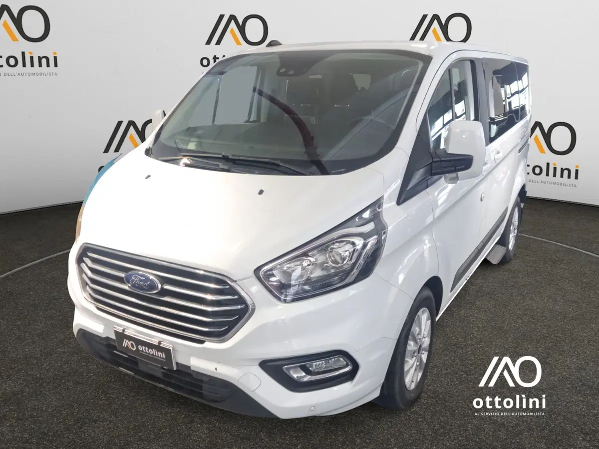 Ford Tourneo Custom usata a Cagliari