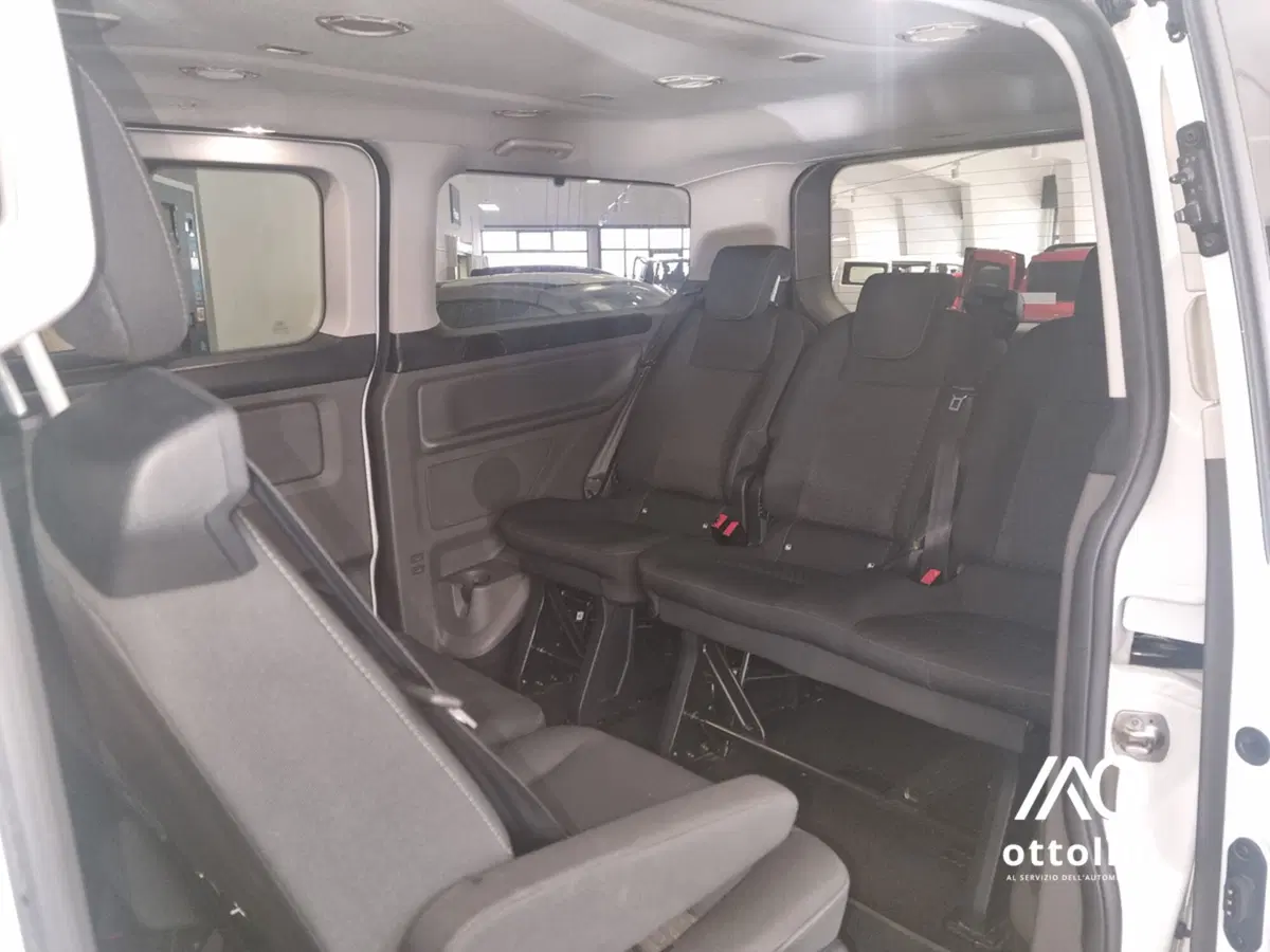 Ford Tourneo Custom usata a Cagliari (10)
