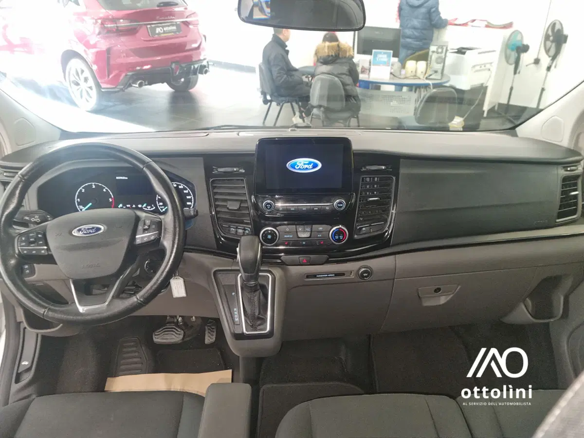 Ford Tourneo Custom usata a Cagliari (8)