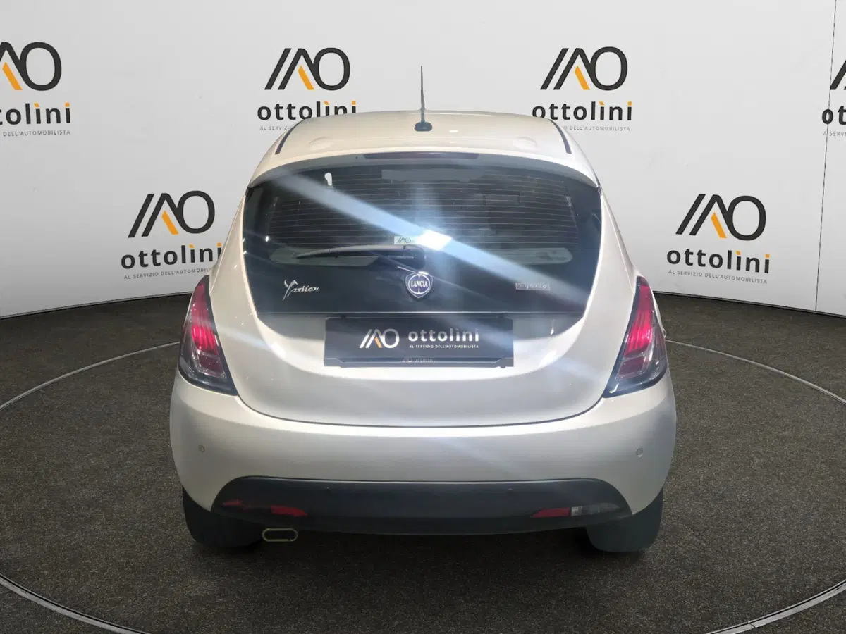 Lancia Ypsilon usata a Cagliari (5)