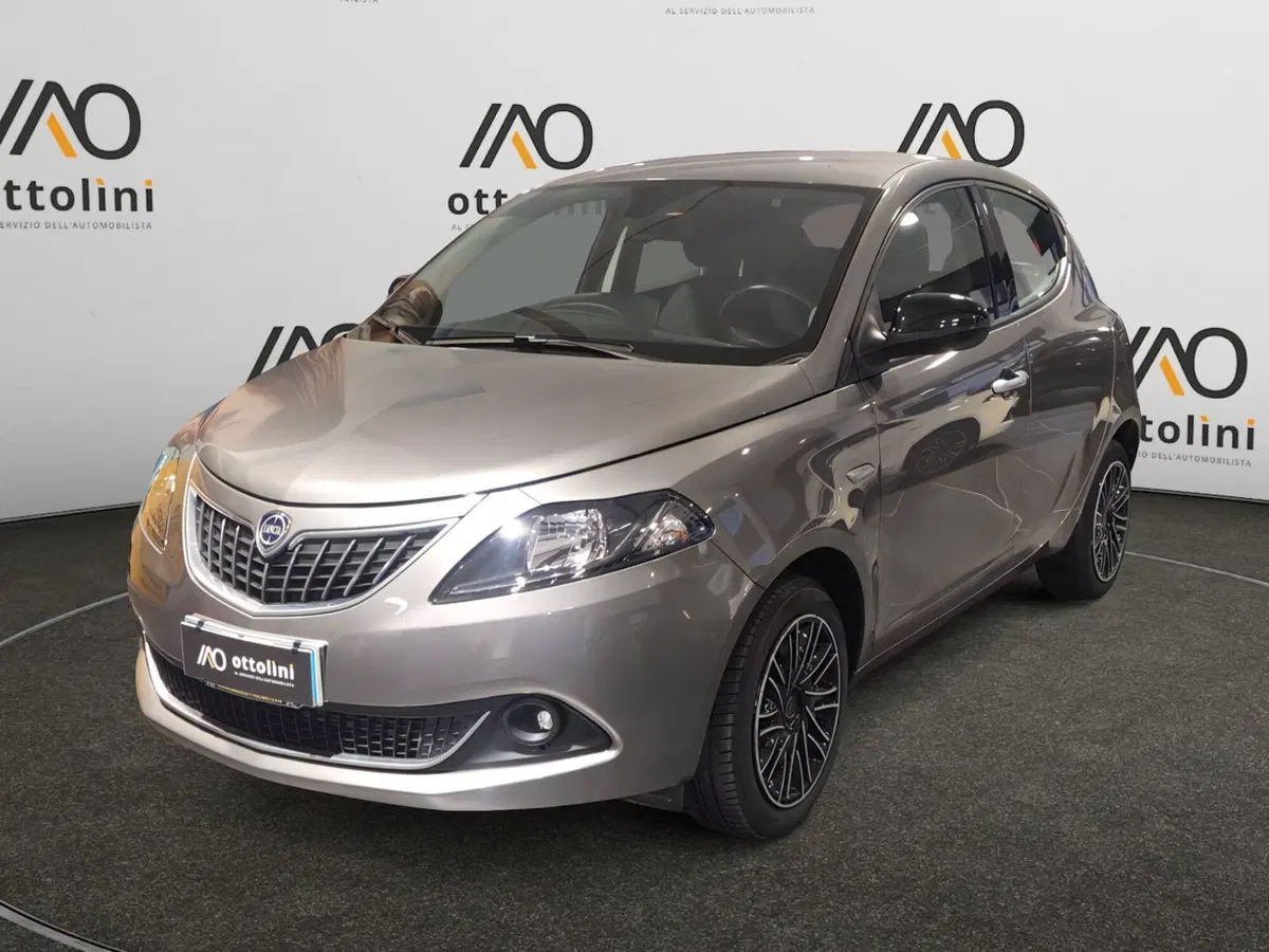 Lancia Ypsilon usata a Cagliari