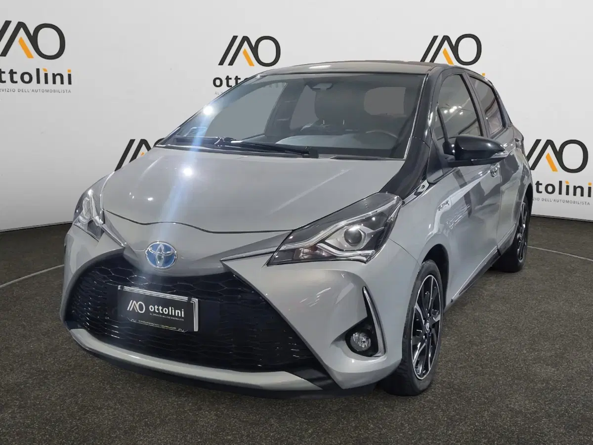 Toyota Yaris usata a Cagliari