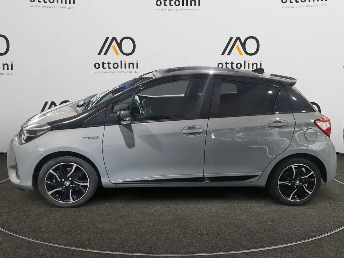 Toyota Yaris usata a Cagliari (3)