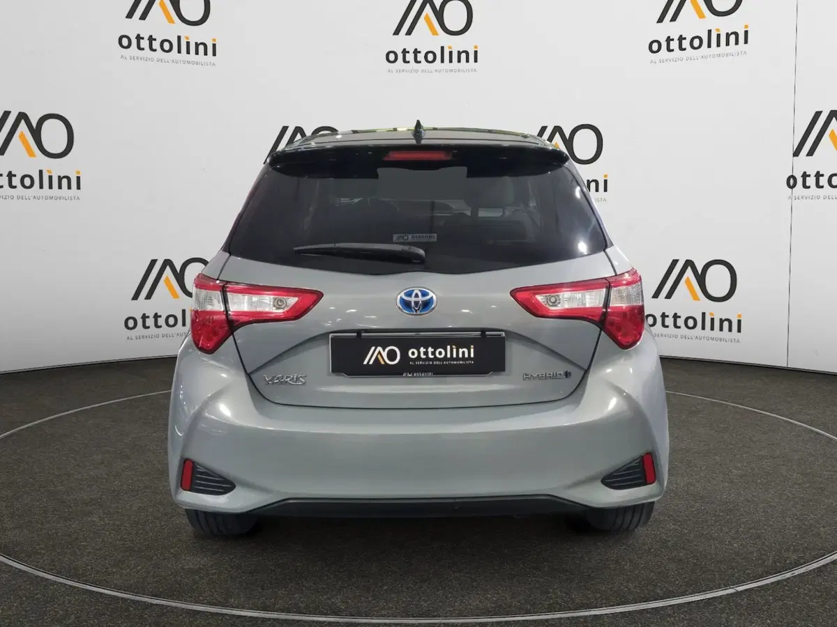Toyota Yaris usata a Cagliari (6)