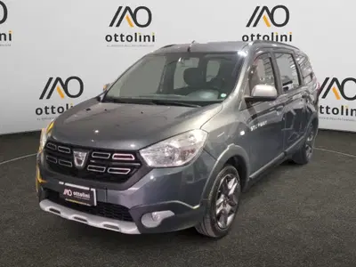 Dacia Lodgy 1.5 dCi 8V 110CV Start&Stop 7 posti Serie Speciale Brave del 2017 usata a Cagliari