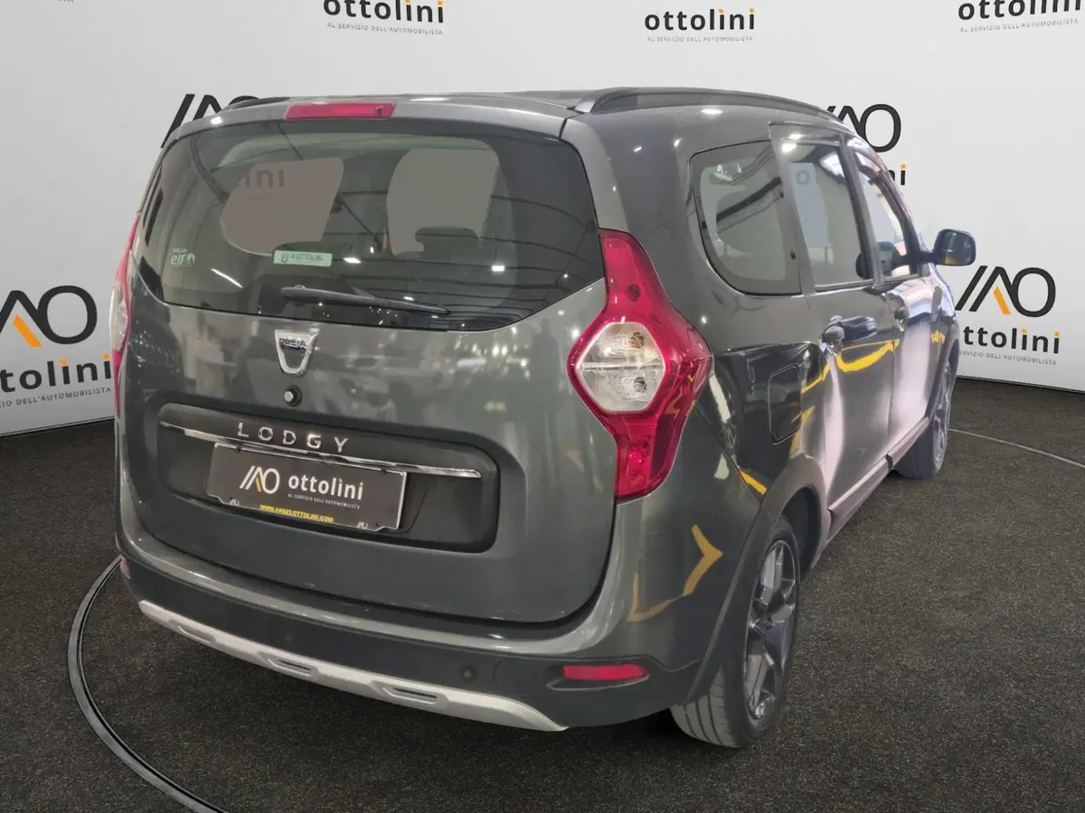 Dacia Lodgy usata a Cagliari (4)