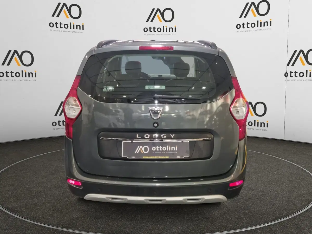 Dacia Lodgy usata a Cagliari (5)