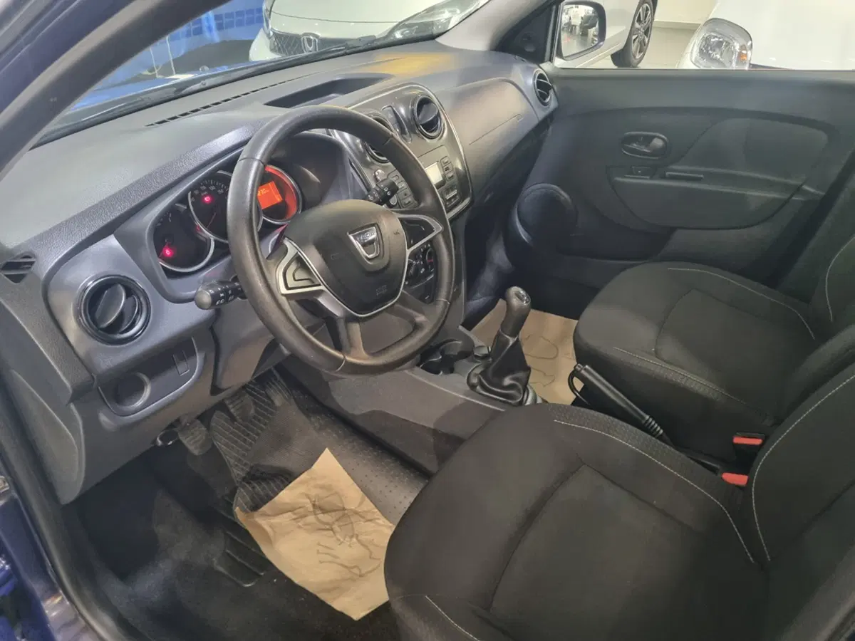 Dacia Sandero usata a Cagliari (6)