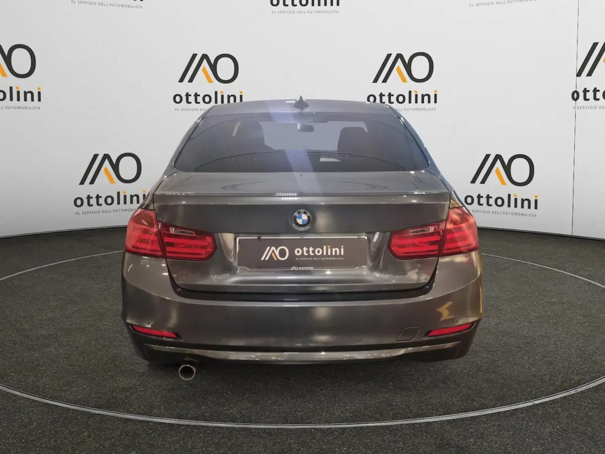 BMW Serie 3 usata a Cagliari (5)