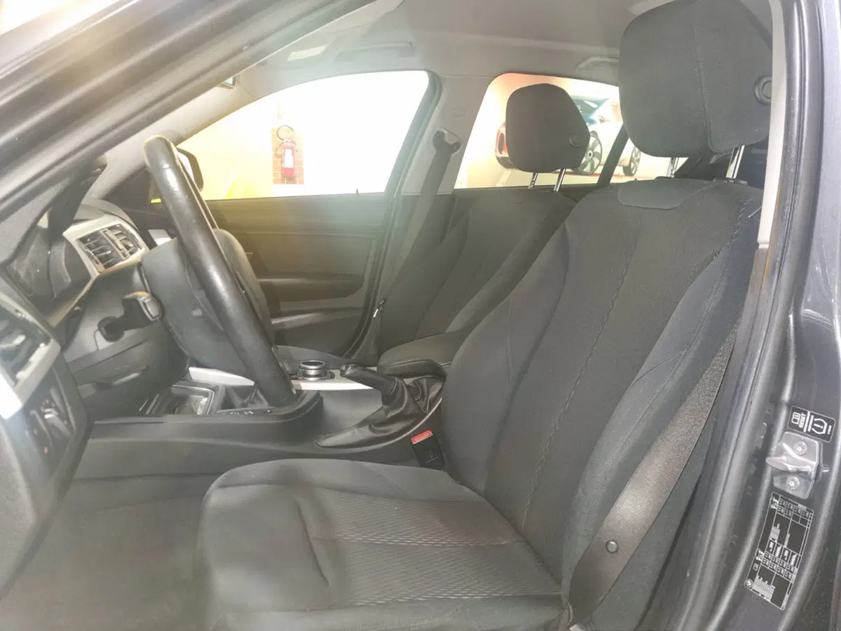 BMW Serie 3 usata a Cagliari (8)