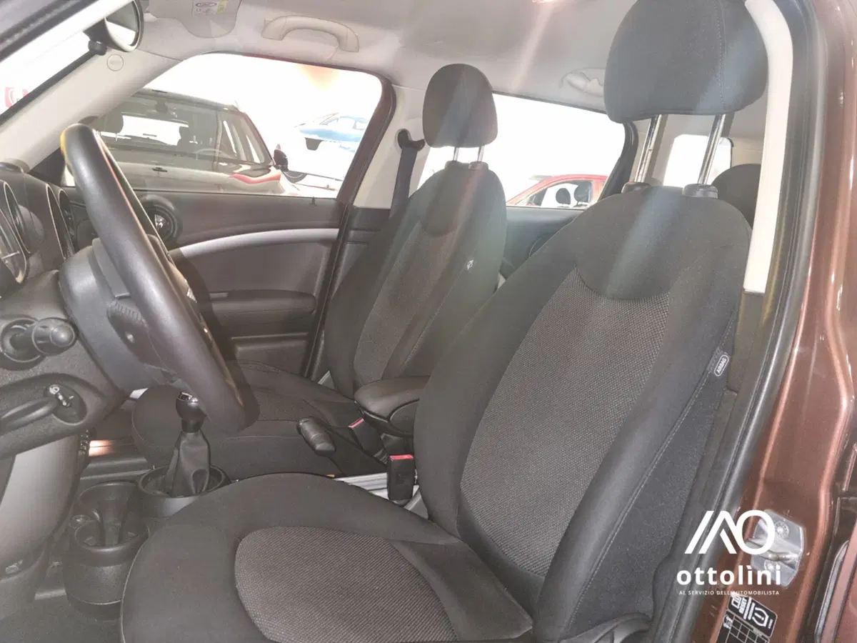 MINI Mini Countryman usata a Cagliari (8)