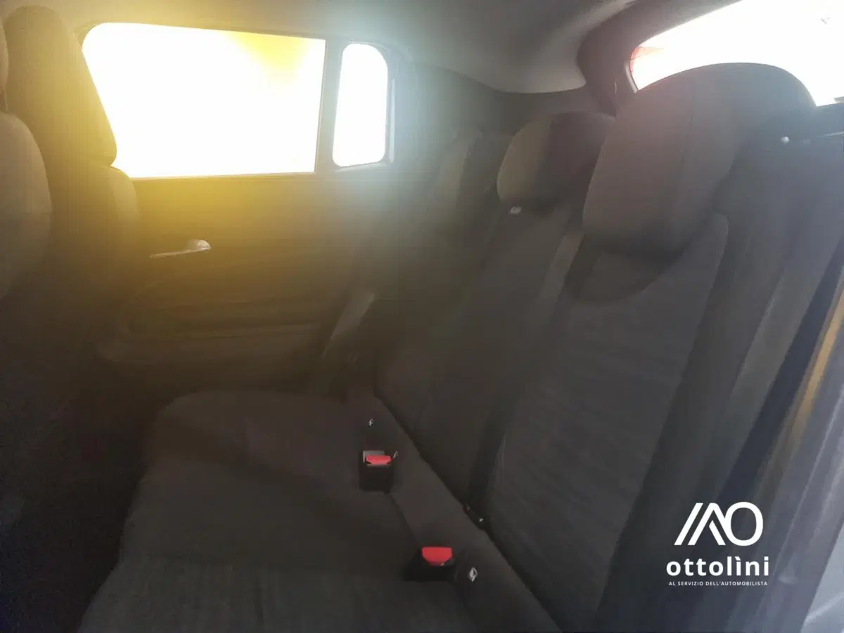 Jeep Avenger usata a Cagliari (9)