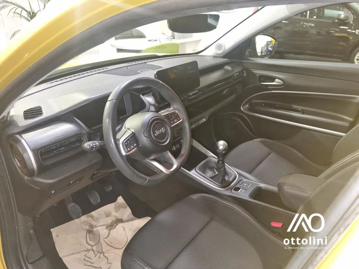 Jeep Avenger usata a Cagliari (6)