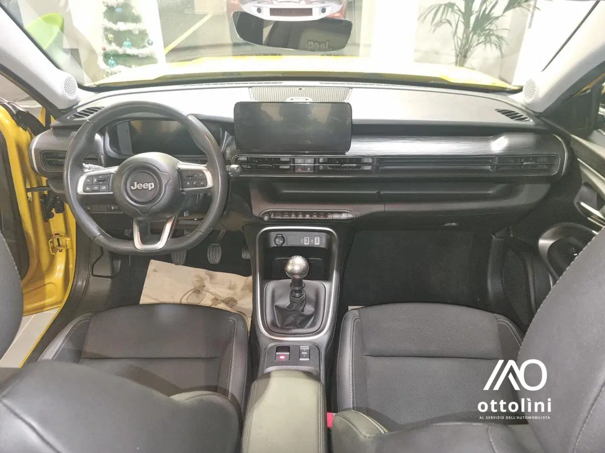 Jeep Avenger usata a Cagliari (7)